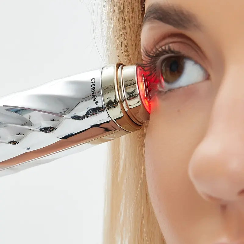 Eternas Eyes Perfector 24K RF Appareil Contour Des Yeux Avancé Lumière Rouge EMS Pour Rides Poches Cernes À Domicile